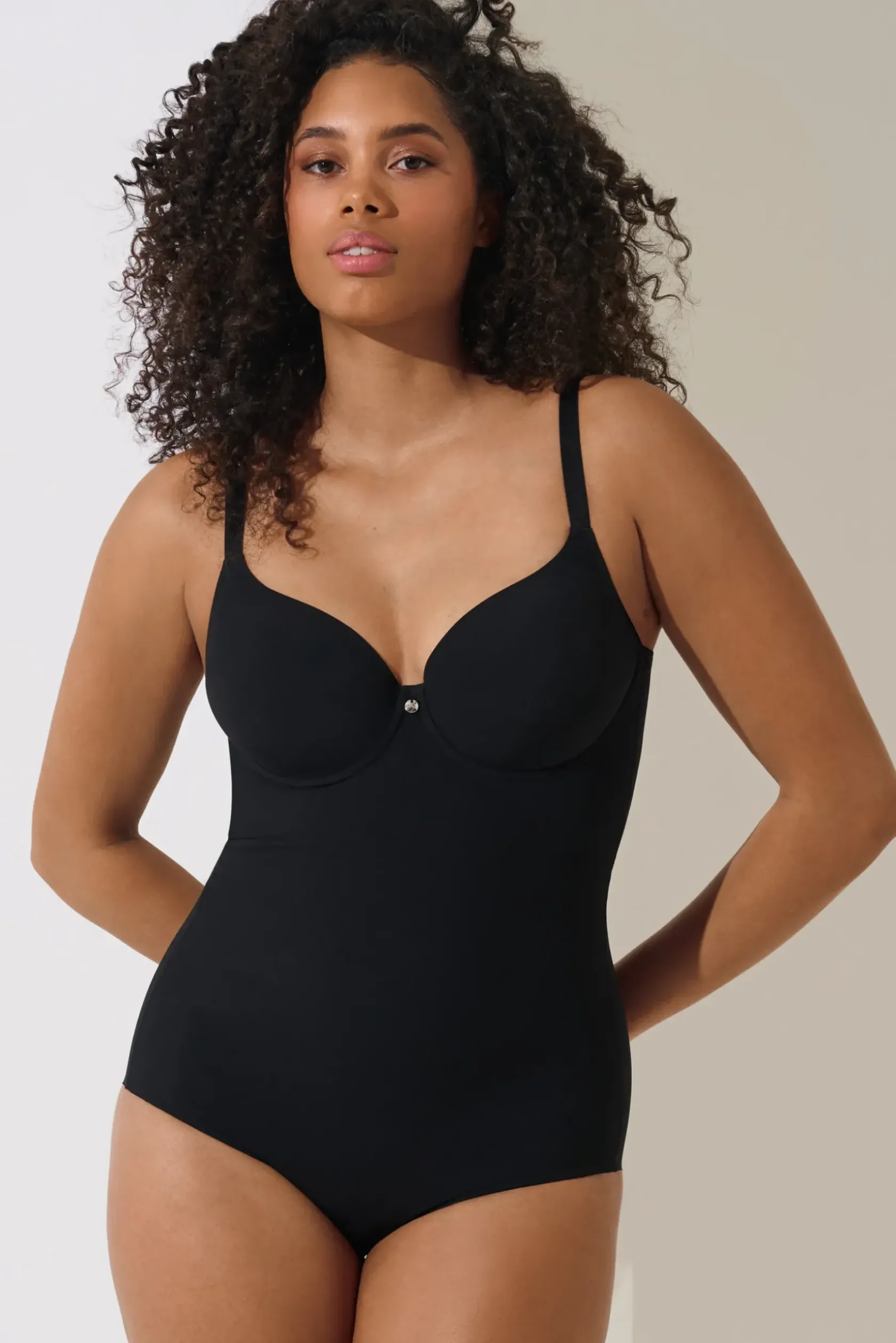 Lisca Figurformender Body mit Schalen »Bella«|Damen Bodys